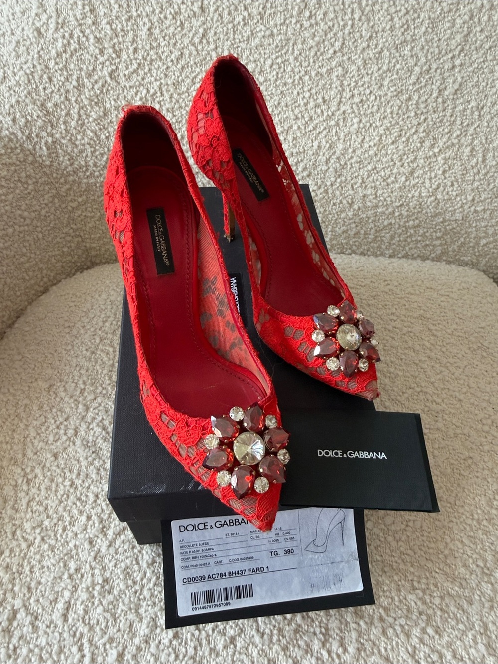 Dolce & Gabbana Red Lace Pointed-Toe Pumps with Crystal Brooch
